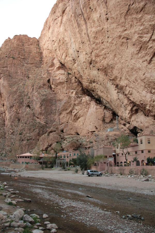 Riad Les Roches Todra تنغير المظهر الخارجي الصورة